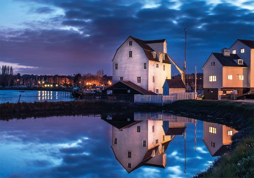 Woodbridge Tidemill at night